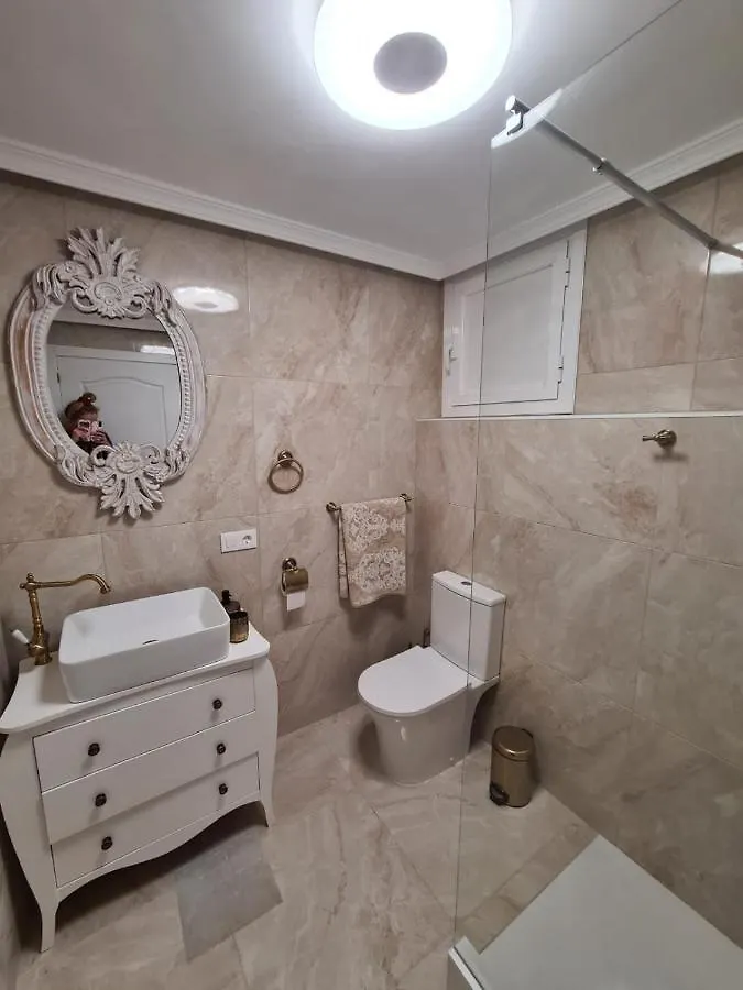 Retro 1 Bedroom Apartment Chayofa