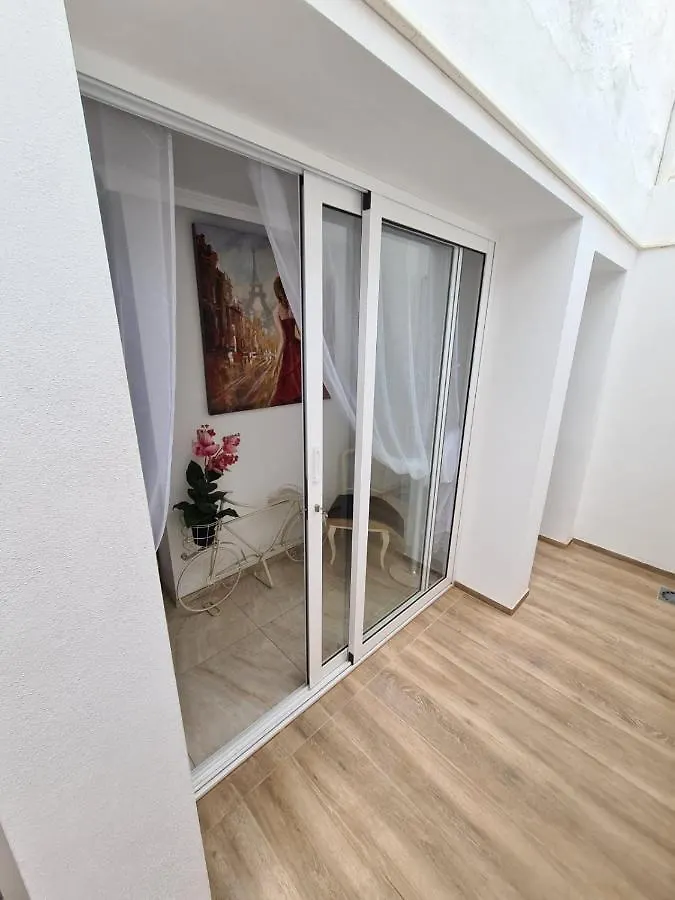 Retro 1 Bedroom Apartment Chayofa España