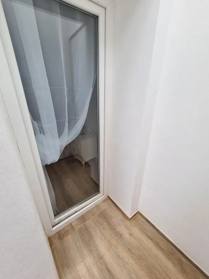 Retro 1 Bedroom Apartment Chayofa