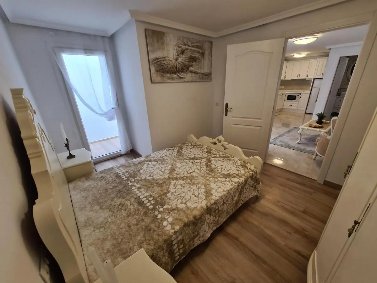 Retro 1 Bedroom Apartment Chayofa